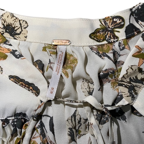 Free People Pebble Crepe So Fine Smocked Tunic Top in Ivory Combo - Size M - Picture 9 of 13